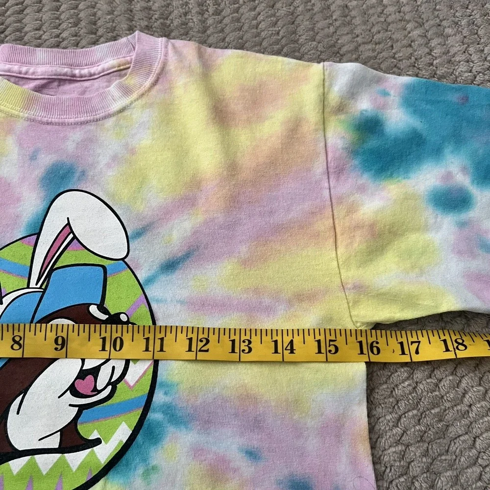 Buc-ee's Eastern‎ Bunny Tie Dye Girls Short Sleeve Pullover Shirt Size M Youth